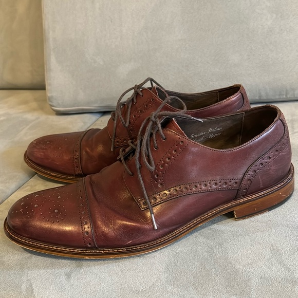 Men’s Dress Shoes - Picture 1 of 5